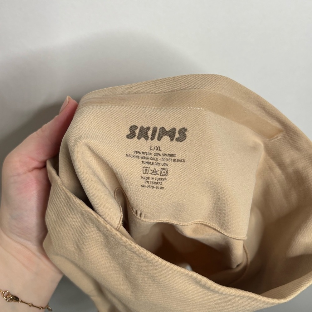 SKIMS Core Control Brief L/XL - Picture 6 of 8